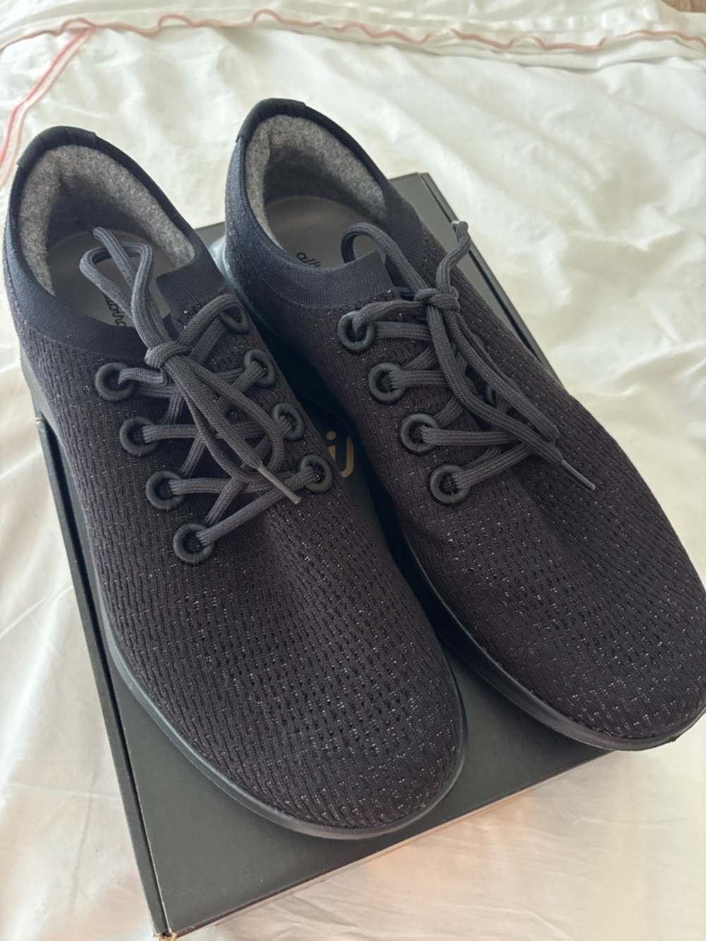 Men's allbirds Black Knit Casual Lace-Up Shoes
